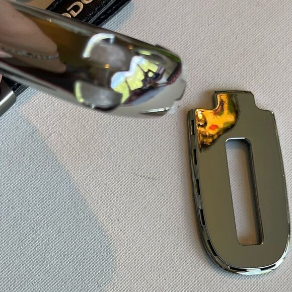 Dodge Logo key fob Keychain Black Leather and Key Fob Cover in Silver NWT - Picture 6 of 10